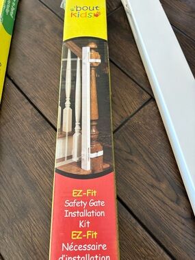 Kids EZ-Fit Safety Gate Installation Kit - White